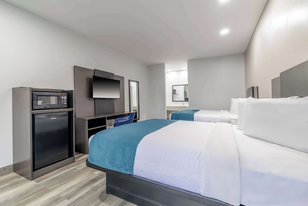 Studio 6 Suites Brenham TX - photo 19