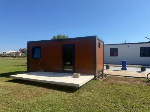 Mobilna kucica M in Unknown City, Montenegro