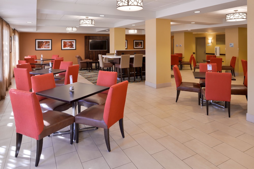 Holiday Inn Express Suites Page Lake Powell Area - photo 41