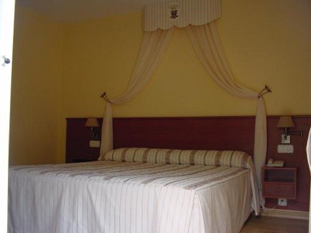 Hotel La Mora — Villablino — photo 5