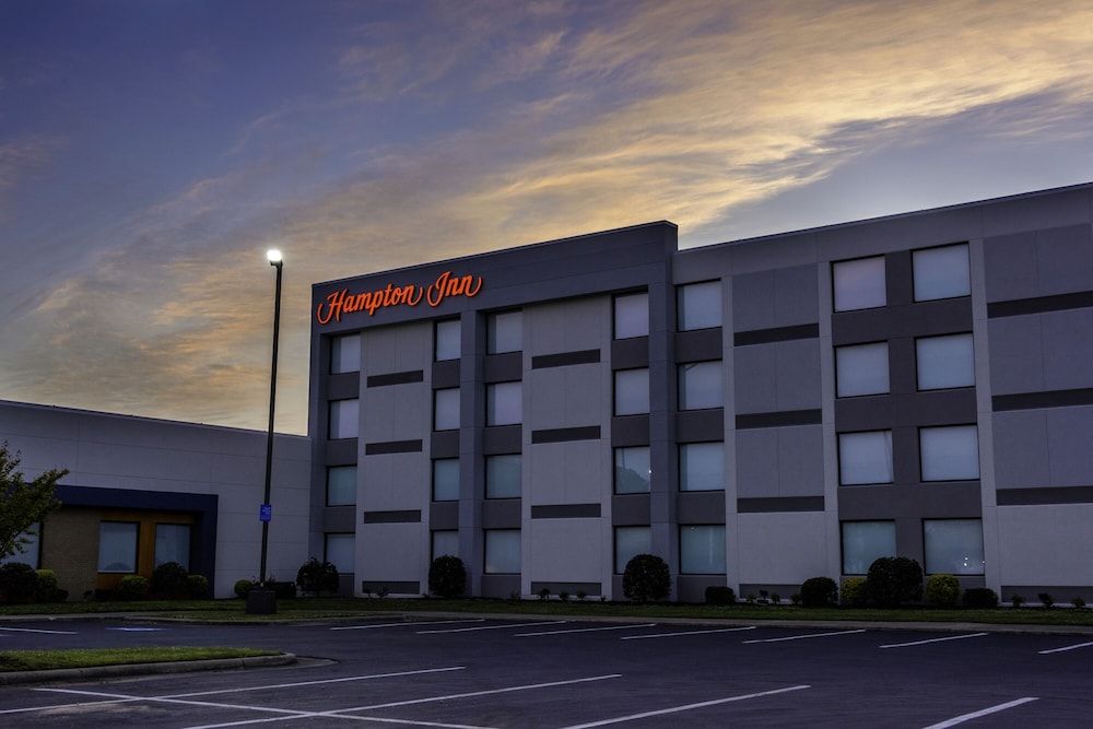 Hampton Inn Kinston - photo 47