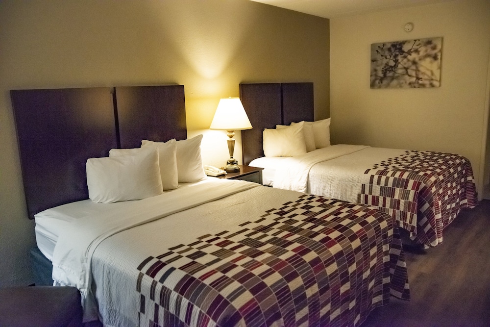 Quality Inn & Suites Tallahassee East I 10 - photo 9