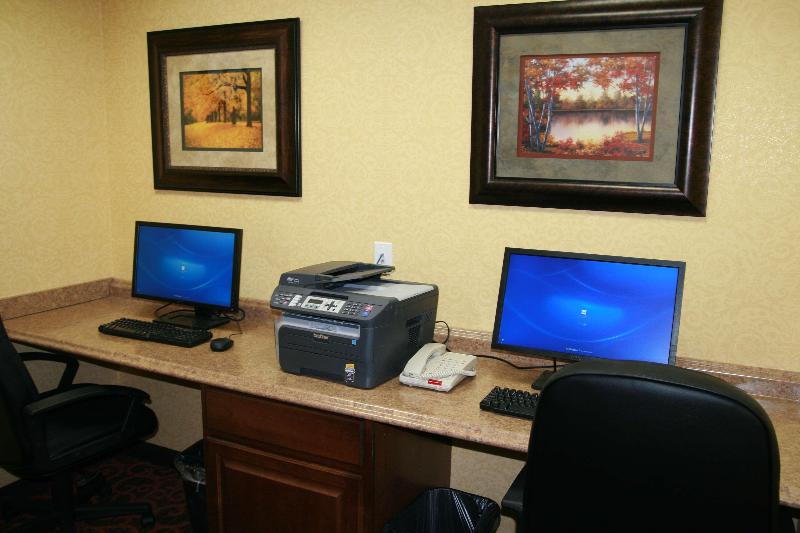 Hampton Inn Junction City - photo 11