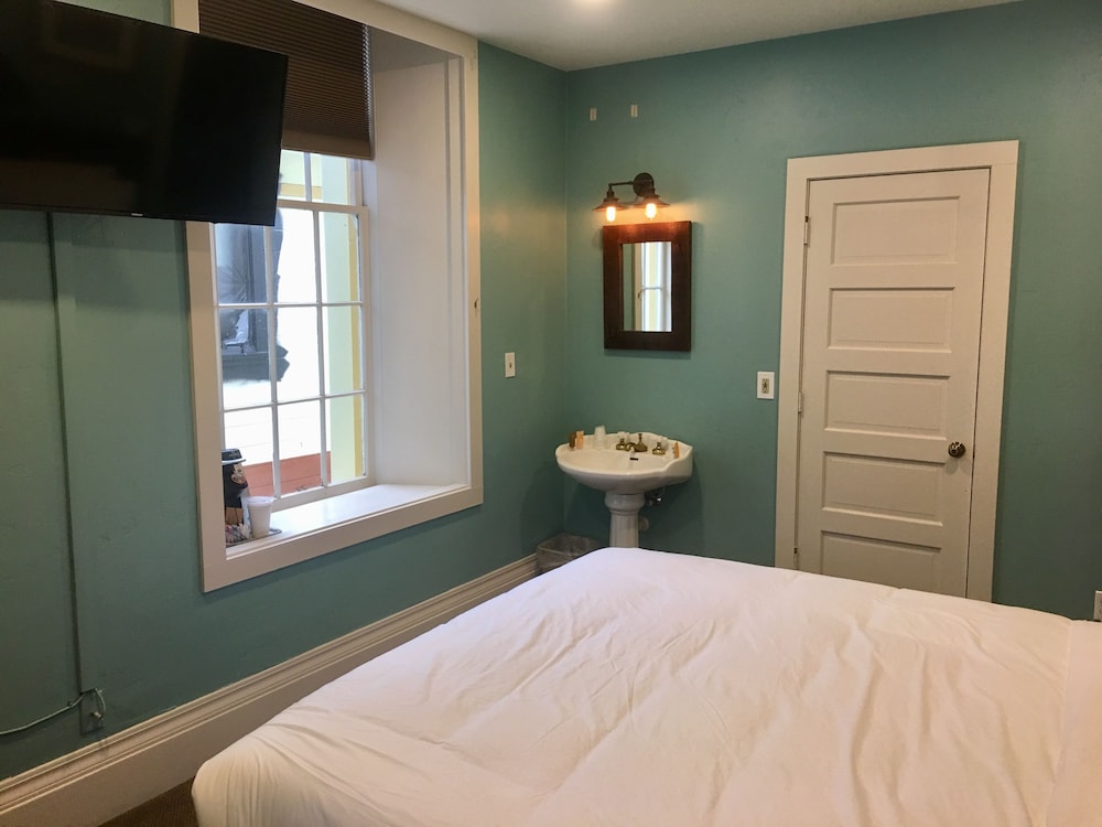 The Groveland Hotel - photo 6