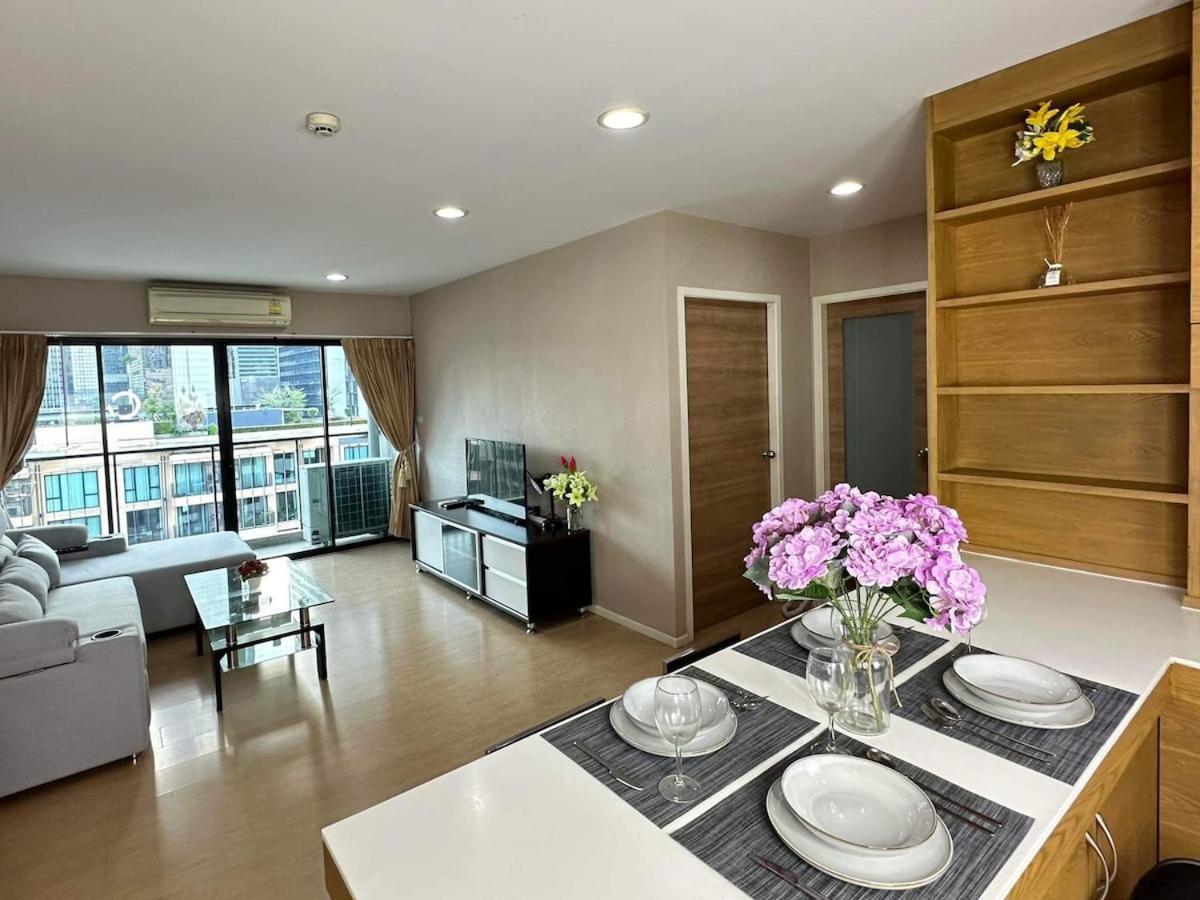 convenient&peaceful place in Soi nai leot