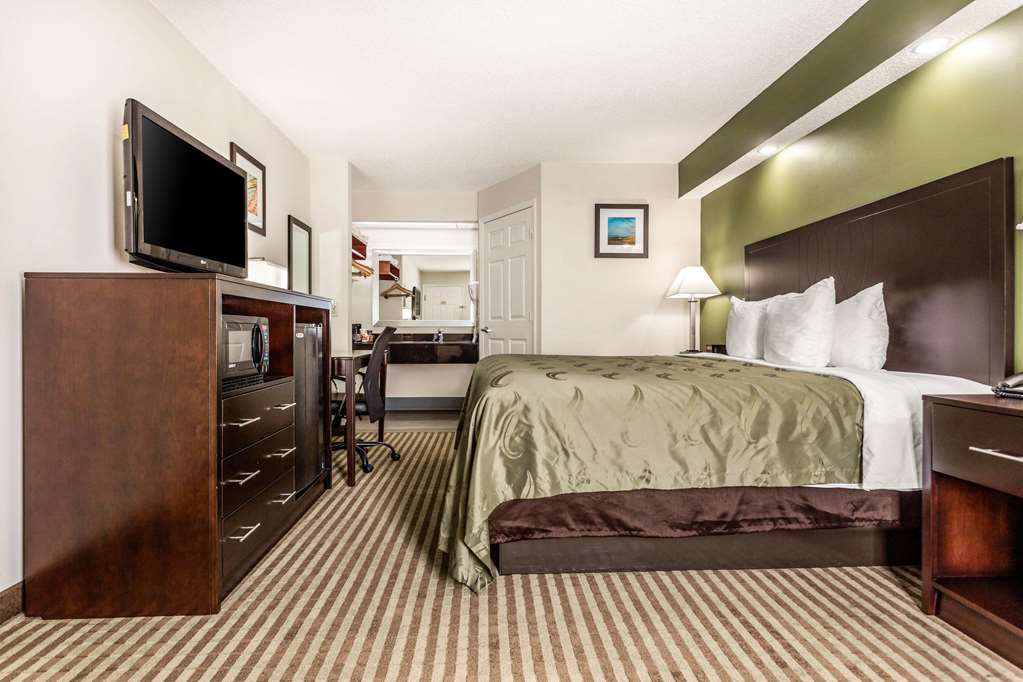 Quality Inn Lancaster - photo 17