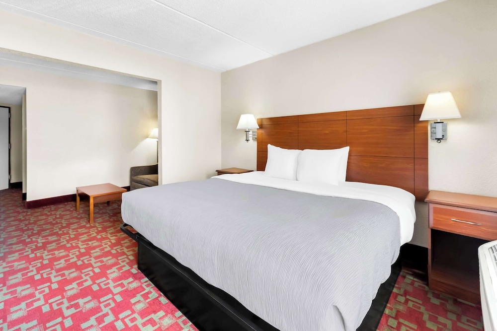 Quality Inn Selma Smithfield - photo 25