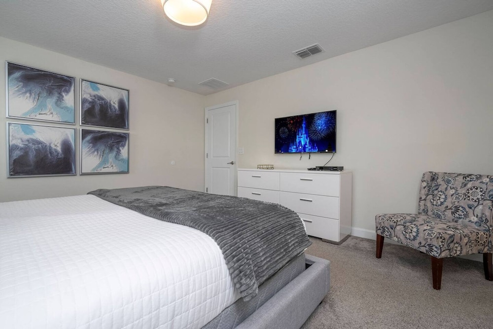 Stunning 4Bd w Pool Storey Lake Resort 4821 - photo 25