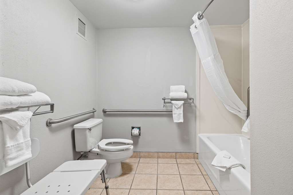 Red Lion Inn & Suites Deschutes River Bend - photo 26