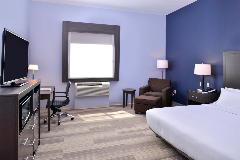 Holiday Inn Express & Suites Loma Linda San Bernardino S by IHG - photo 13