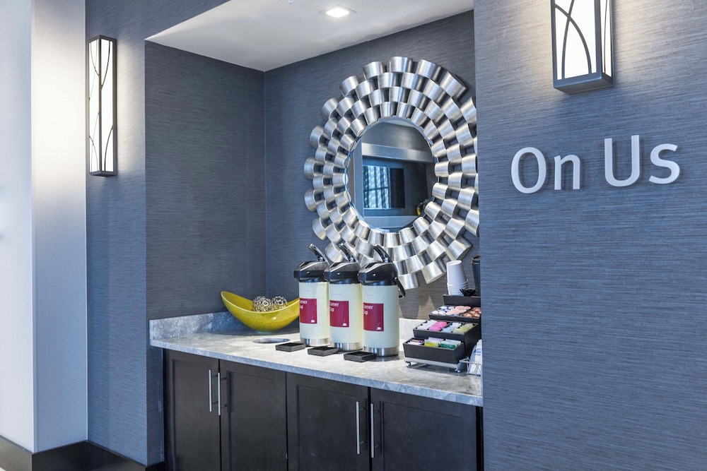 TownePlace Suites Boston Logan Airport Chelsea - photo 42