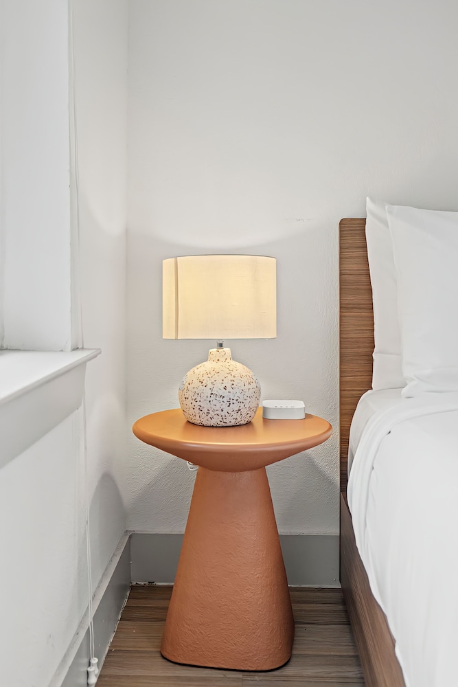 Placemakr Downtown Austin - photo 11