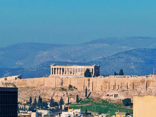 M H And Their Friends 1 — Athens