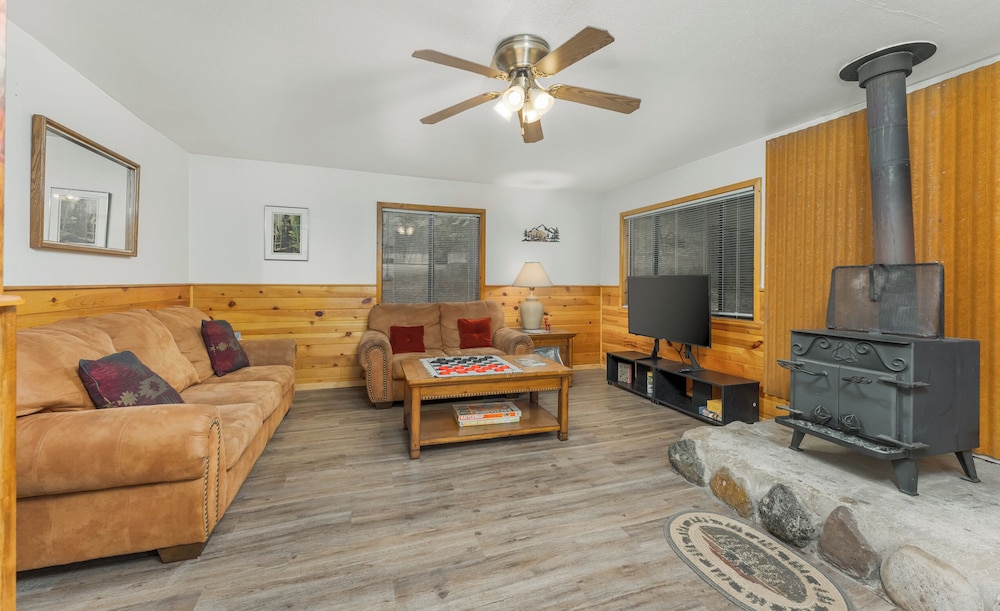 Bear Paw Lodge & Vacation Homes - photo 41