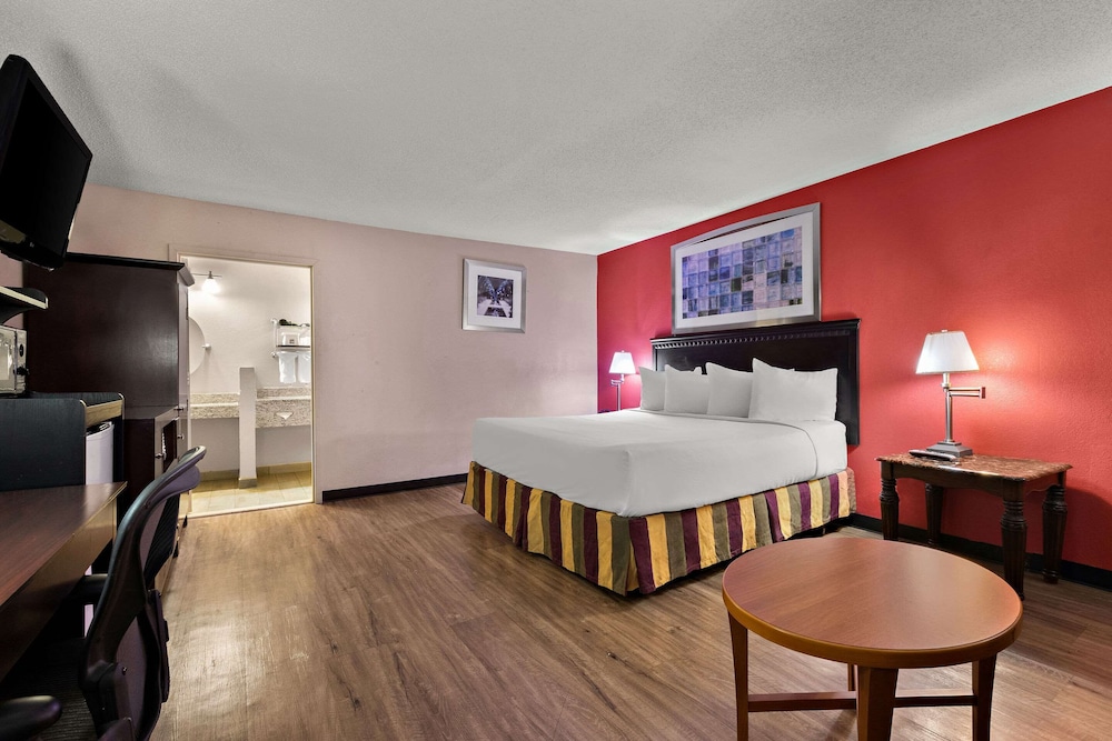 Quality Inn Wayne - photo 17