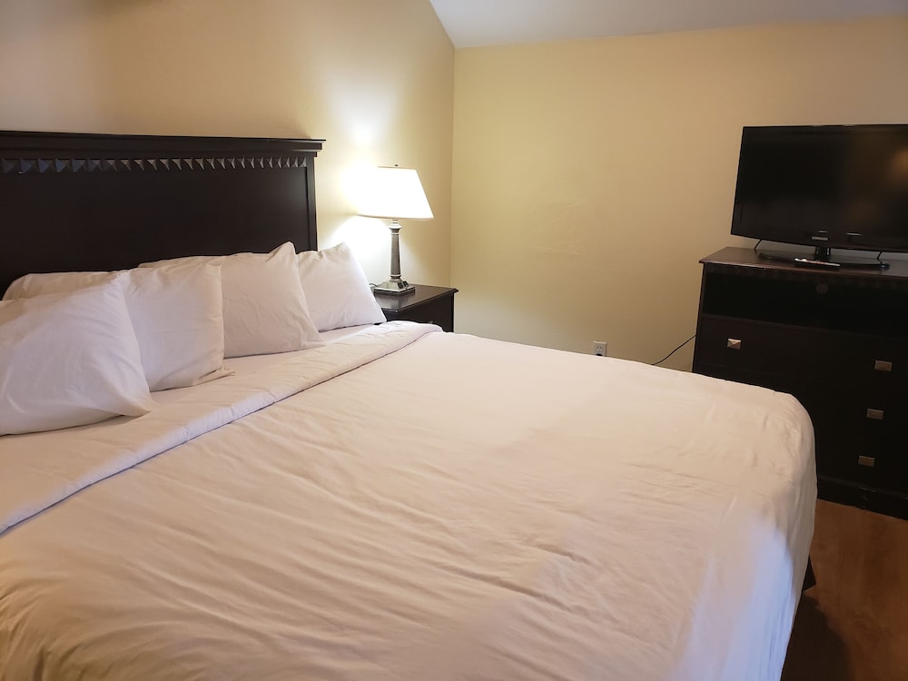 Affordable Suites of America Grand Rapids - photo 17