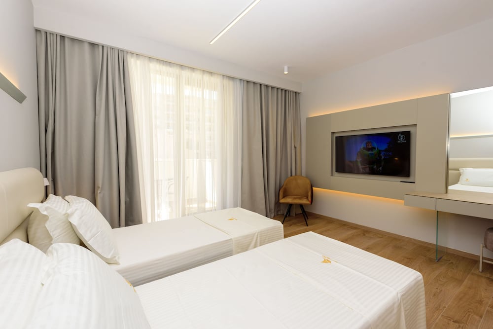 Navy Hotel — Vlore — photo 3