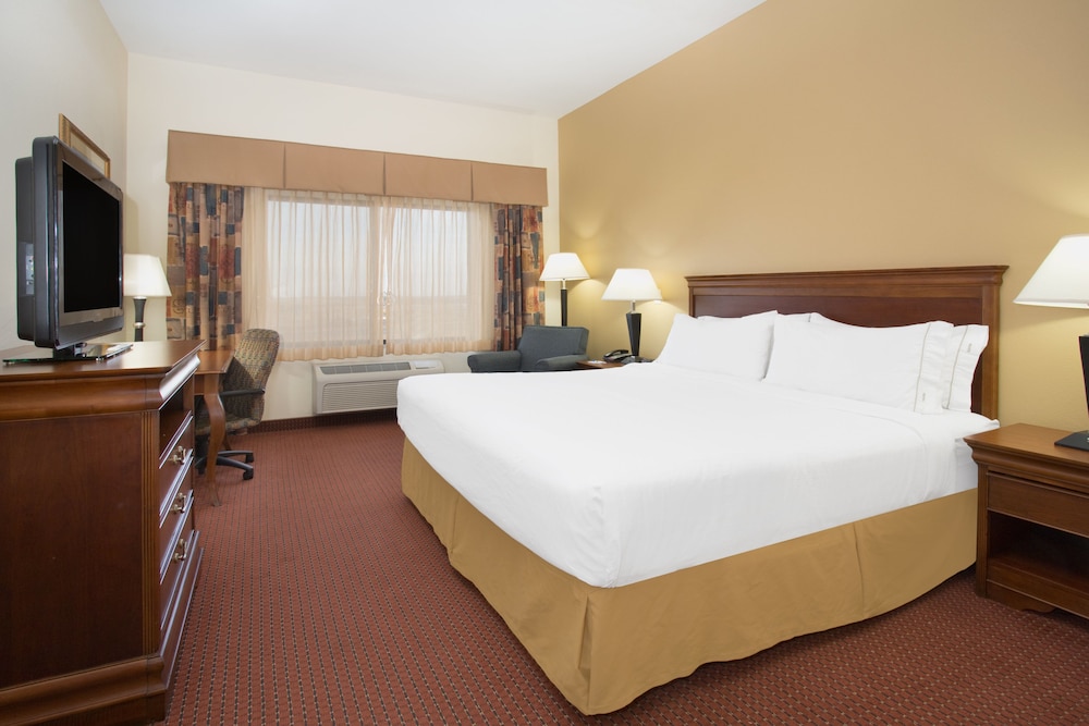 Holiday Inn Express Hotel & Suites Las Vegas by IHG - photo 6