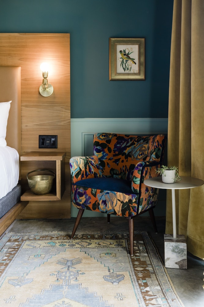 The Frances Modern Inn - photo 21