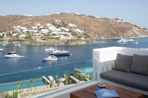 Ornos Vibes 2 — 4-Star Luxury Hotel in Ornos, Greece
