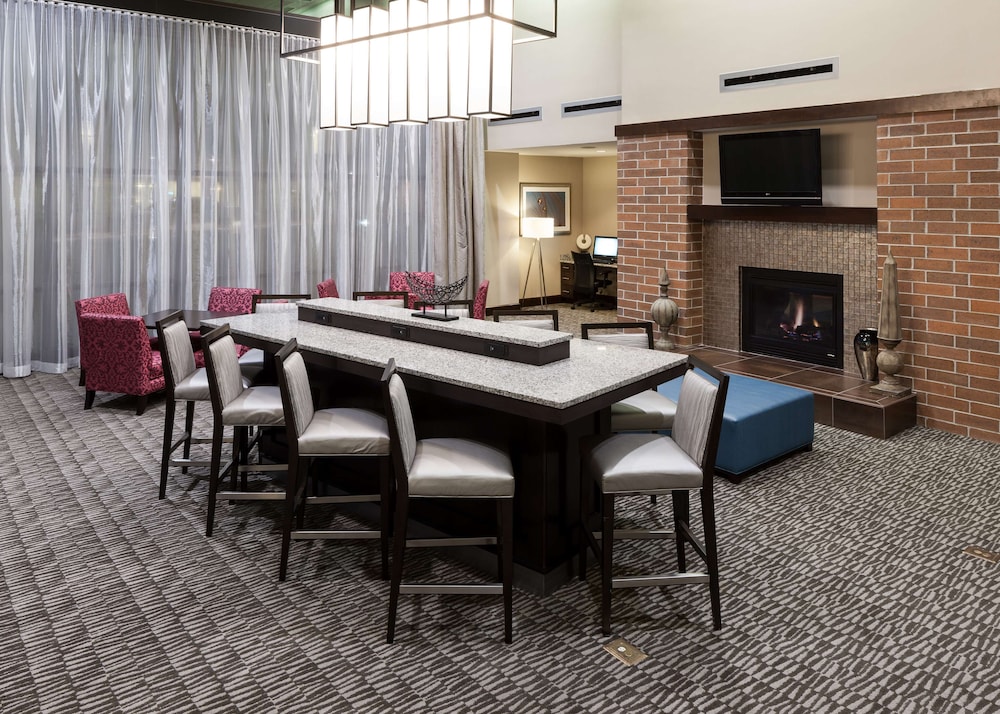 Hampton Inn & Suites Omaha Downtown - photo 3