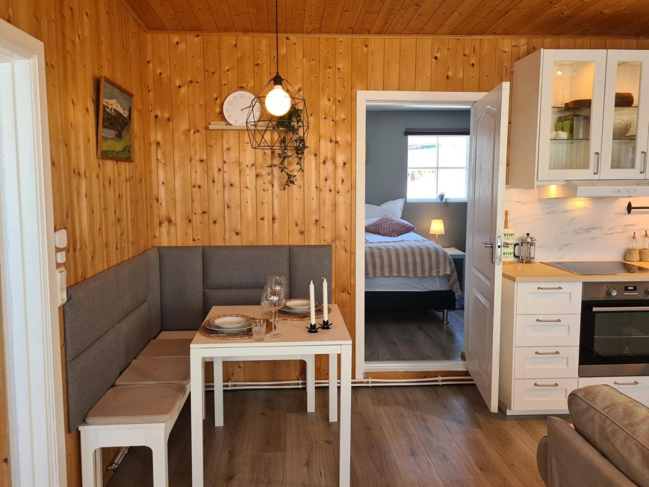 Hallfreðarstaðir 1 Apartments