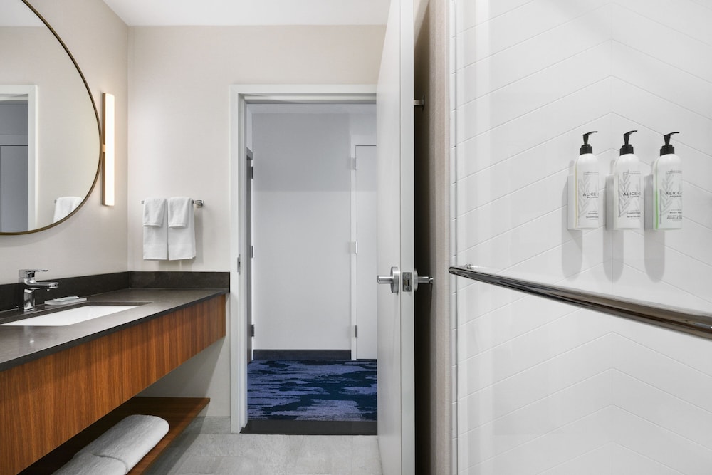 Fairfield by Marriott Inn & Suites Orlando at Millenia - photo 21