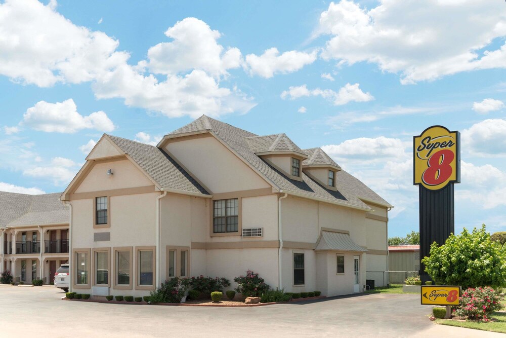 Super 8 by Wyndham Enid — hotel in Enid