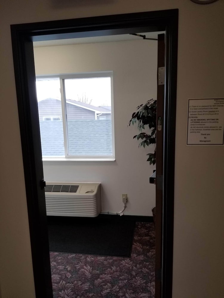 Bilmar Inn & Suites Dell Rapids Near Sioux Falls - photo 117