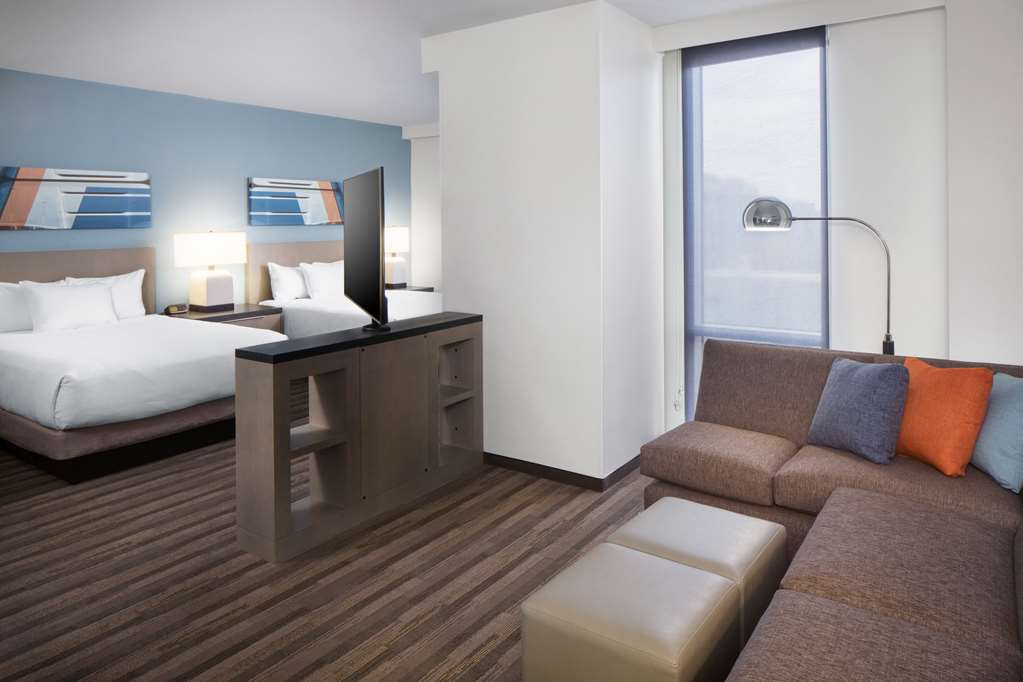 Hyatt House Nashville at Vanderbilt - photo 13