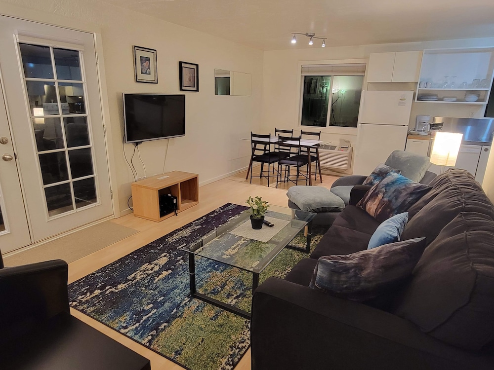 Hood River Suites Apartment Hotel - photo 43