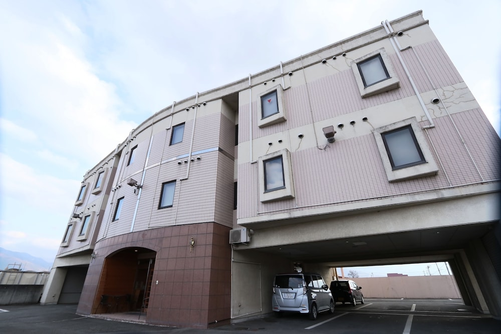 Hotel Rakuserina — Fuefuki