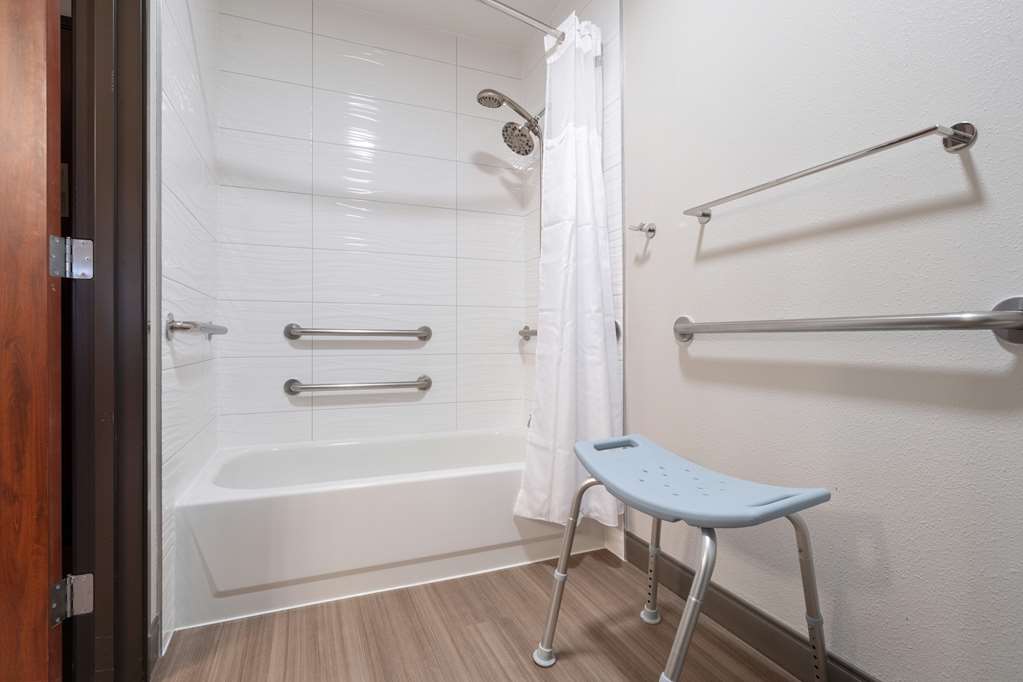 Best Western Lake Oswego Portland Hotel & Suites - photo 84