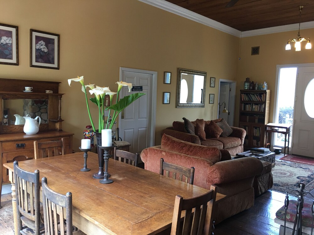 Pescadero Creek Inn - photo 12