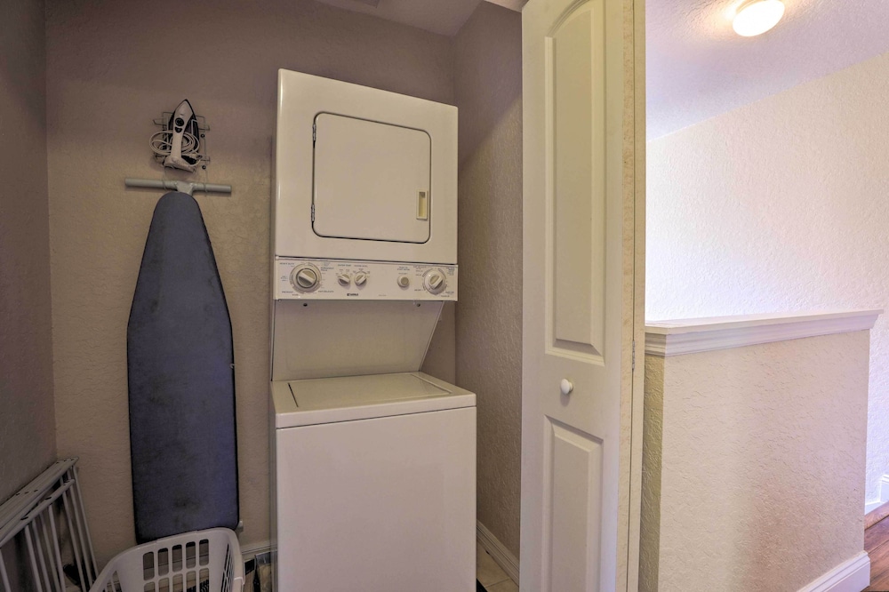 10 Mi To Disney Resort Getaway with Balcony - photo 4