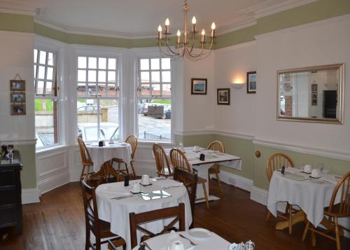Corra Lynn Bed and Breakfast