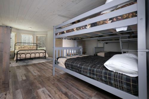 Rocky Top Lodge - photo 27