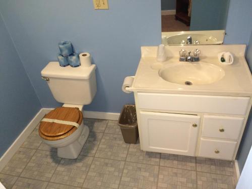 The New Oceanic Inn - photo 20