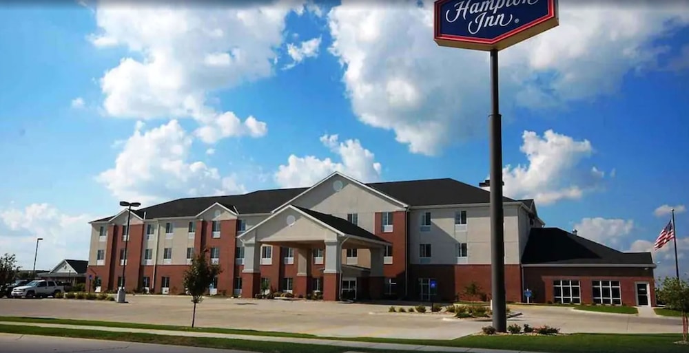 Hampton Inn Grand Island - photo 36