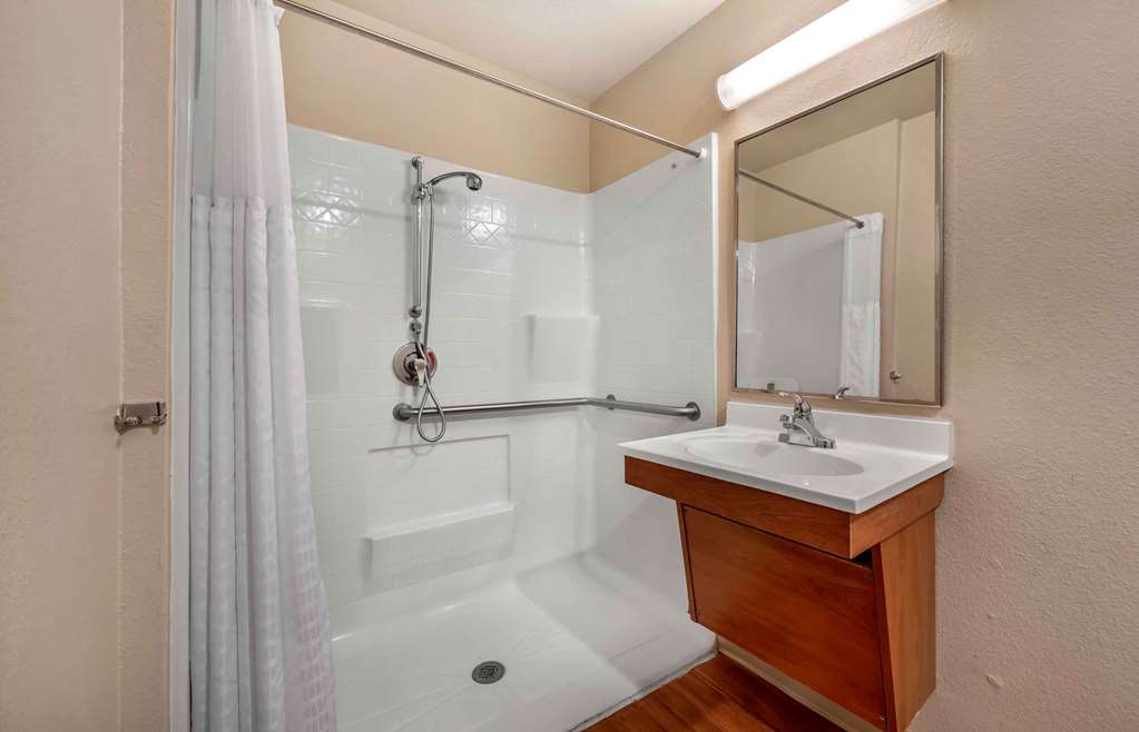 Extended Stay America Select Suites Indianapolis Greenwood - photo 31