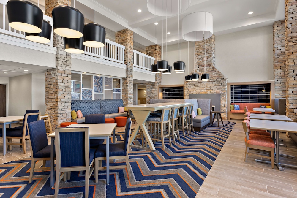 Hampton Inn & Suites by Hilton Petoskey - photo 60