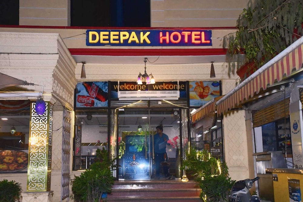 Deepak Hotel in Meerut, India