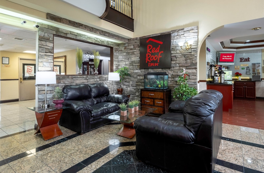 Red Roof Inn Atlanta Southeast - photo 3