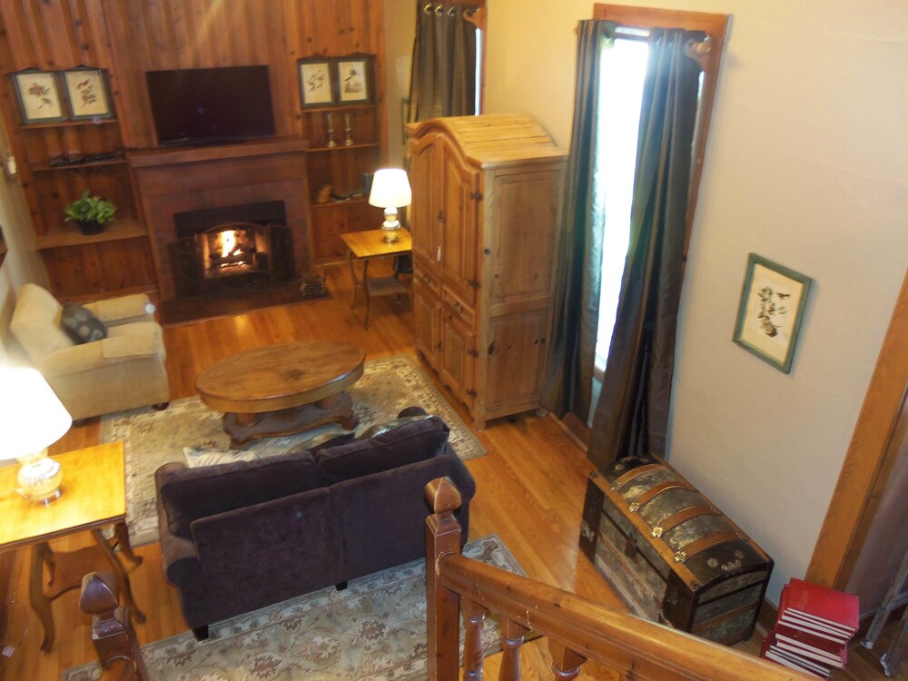 The Wanderlust Hotel - photo 6