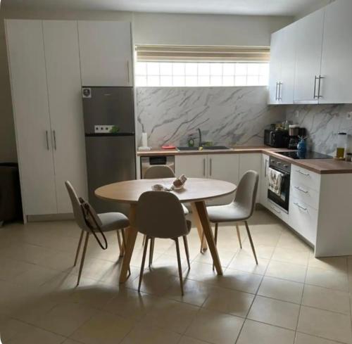 Home4U apt1 just 8Km from airport — 4-Star Luxury Hotel in Markopoulo, Greece