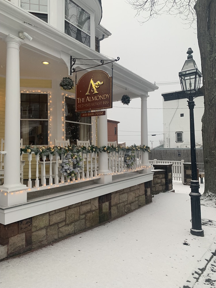Almondy Inn - photo 164
