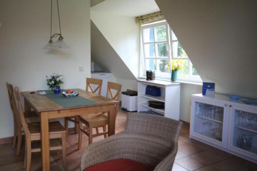 Ferienwohnung Brise — 4-Star Luxury Hotel in Wyk Auf Foehr, Germany
