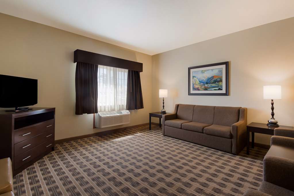 Best Western University Inn & Suites - photo 5