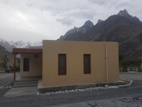 Khunjerab Hotel Sost — Barishal — photo 4