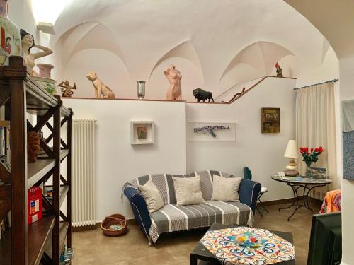 La Maison de l'Artiste & Bike Room — 4-Star Luxury Hotel in Finale Ligure, Italy
